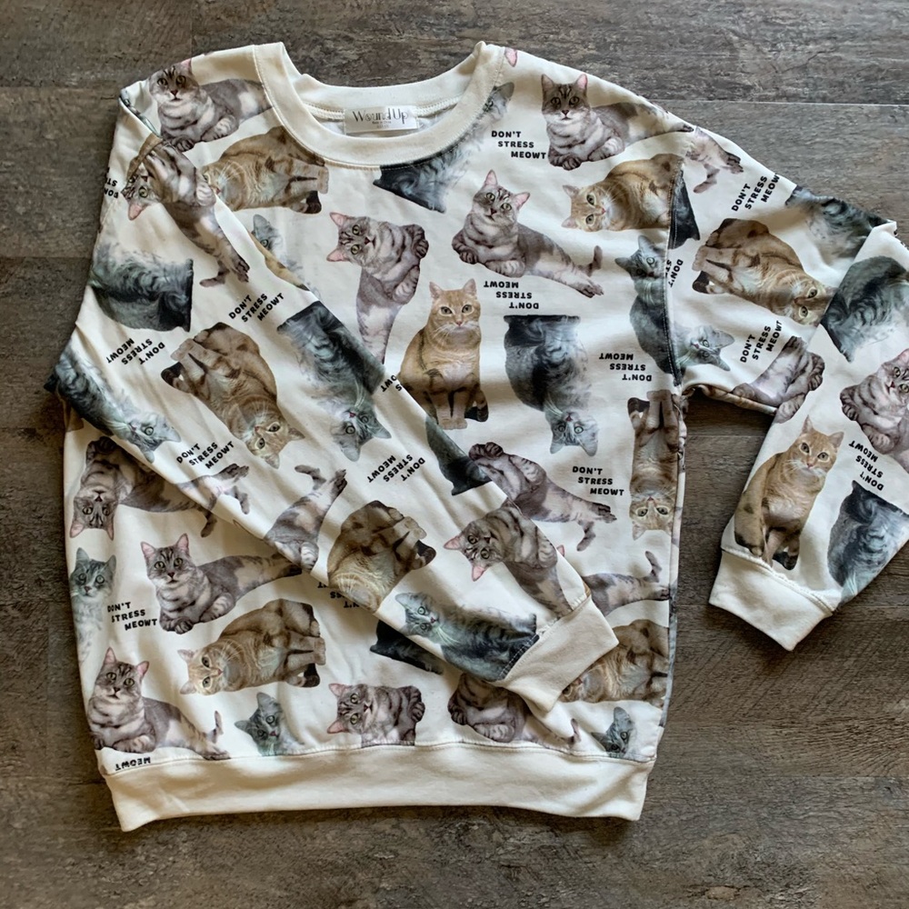 Cat sweater